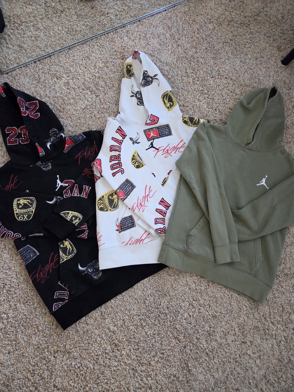 3 Kids Size M (SIZE 10) Jordan Hoodies